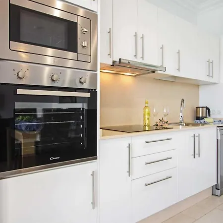 Villa Playa Blanca Sleeps 6 Air Con Wifi